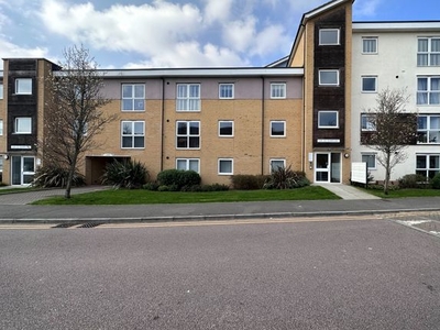 Flat to rent in Olympia Way, Whitstable CT5