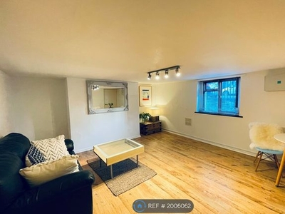 Flat to rent in Portland Street, King's Lynn PE30