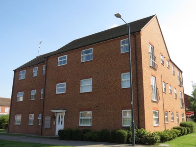 Flat to rent in Priors Grove Close, Chase Meadow Square, Warwick CV34