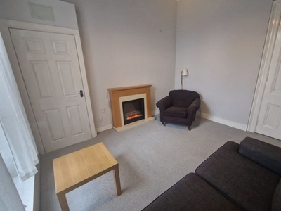 Flat to rent in Short Loanings, Rosemount, Aberdeen AB25