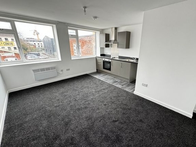 Flat to rent in Temple Street, Wolverhampton WV2