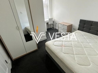 Room to rent in Room 4, Clara Street, Coventry CV2