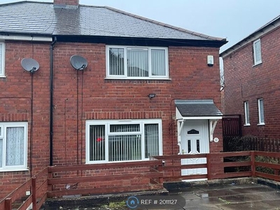 Semi-detached house to rent in Caldwell Street, West Bromwich B71