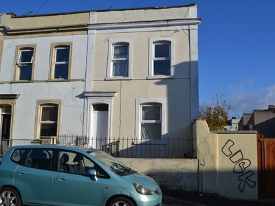 Terraced house to rent in Campbell Street, St. Pauls, Bristol BS2