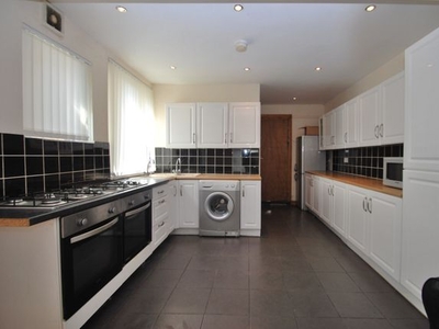 Terraced house to rent in Harriet Street, Cathays CF24