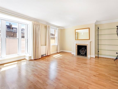 Terraced house to rent in Kings Road, Chelsea SW3