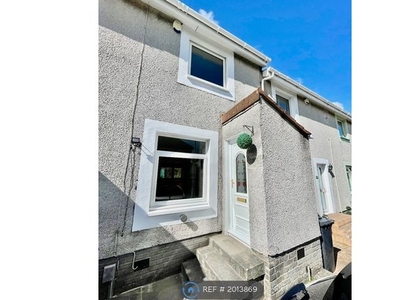 Terraced house to rent in Munro Court, Clydebank G81