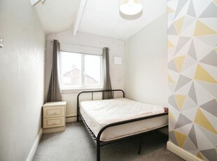 1 bedroom house share for rent in Hessle Road, Hyde Park, Leeds, LS6