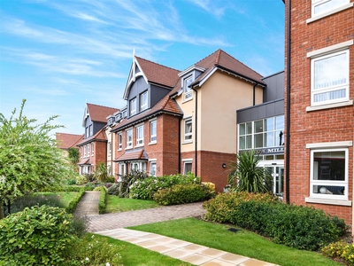 1 Bedroom Retirement Apartment For Sale in Droitwich, Worcestershire