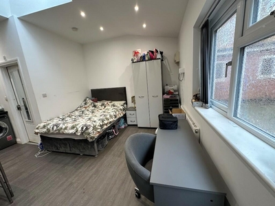 1 bedroom semi-detached house for rent in Longford Street, Derby, Derbyshire, DE22