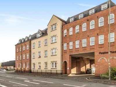 2 Bed Flat/Apartment For Sale in Banbury, Oxfordshire, OX16 - 5146172