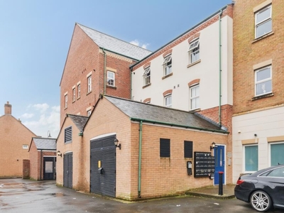 2 Bed Flat/Apartment For Sale in Swindon, Wiltshire, SN1 - 5357722