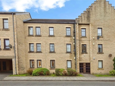 2 bed ground floor flat for sale in Strathaven