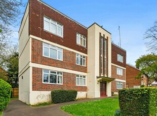 2 bedroom apartment for rent in Oakhill Road, Sutton, Surrey, SM1