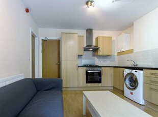 2 bedroom apartment for rent in Richmond Road, Cathays, CF24