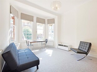 2 bedroom flat for rent in Goldhurst Terrace, South Hampstead, NW6