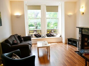 2 bedroom flat for rent in Grosvenor Place, Newcastle Upon Tyne, NE2