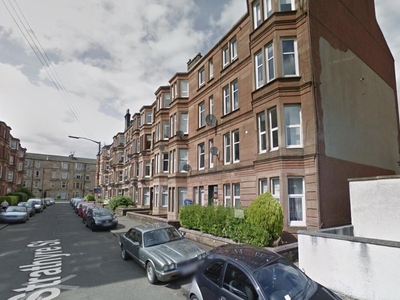 2 bedroom flat for rent in Strathyre Street, Shawlands, Glasgow, G41