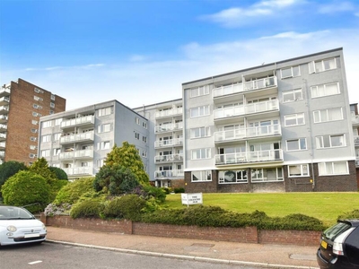 2 bedroom flat for rent in The Chantry, Upperton Road, BN21