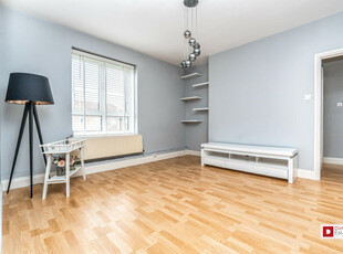 2 bedroom flat for rent in Upper Clapton Road, Upper Clapton, Hackney, E5