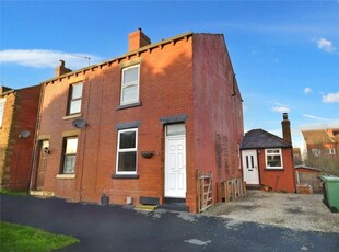 2 bedroom semi-detached house for rent in Unity Street, Carlton, Wakefield, West Yorkshire, WF3