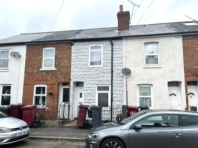2 bedroom terraced house for rent in Waldeck Street, Reading, RG1