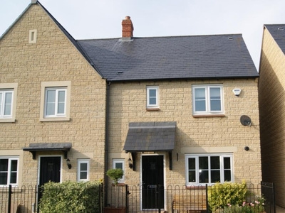 3 Bed House To Rent in Fritillary Mews, Ducklington, OX29 - 517