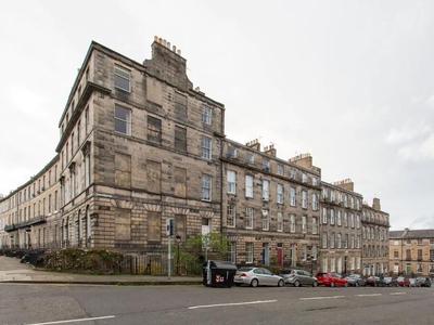 3 bedroom flat for rent in Nelson Street, New Town, Edinburgh, EH3