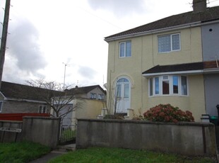 3 bedroom semi-detached house for rent in Stanley Park Road, Staple Hill, Bristol, BS16