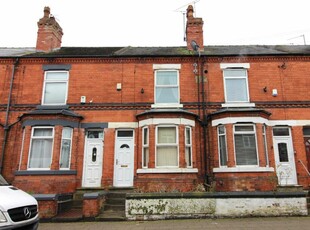 3 bedroom terraced house for rent in Ogle Street, Hucknall, Nottingham, NG15
