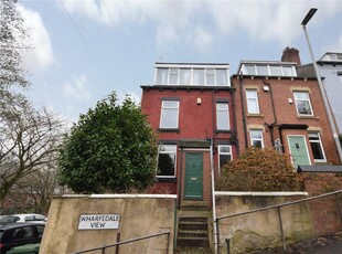 3 bedroom terraced house for rent in Wharfedale View, Meanwood, Leeds, LS7