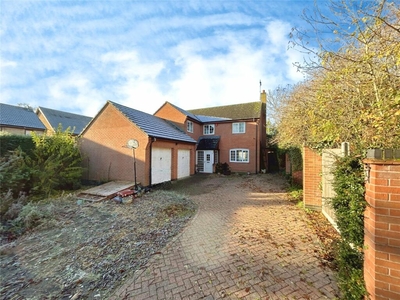 4 bedroom detached house for sale in Edward Drive, Glen Parva, Leicester, Leicestershire, LE2