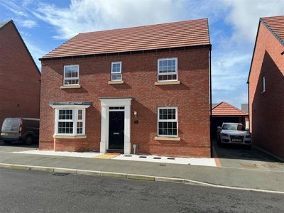 4 bedroom detached house for sale in Seddon Road, Wigston, Leicester, LE18 3UL, LE18