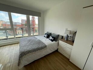 4 bedroom flat share for rent in Arndale House, 89-103 London Road, Liverpool, L3