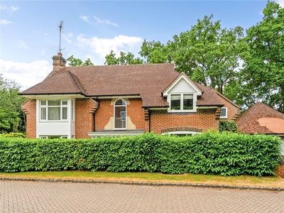 4 bedroom property for sale in Abbey Wood, Ascot, SL5