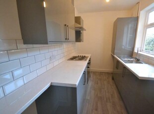 4 bedroom terraced house for rent in Avenue Road Extension, Leicester, LE2