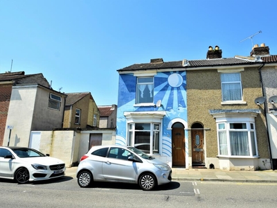 4 bedroom terraced house for rent in Guildford Road, Portsmouth, PO1