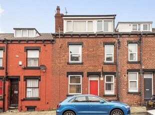 4 bedroom terraced house for rent in Harold Place, Leeds, LS6