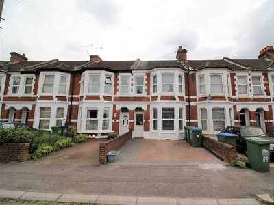 4 bedroom terraced house for rent in Shirley, Southampton, SO15