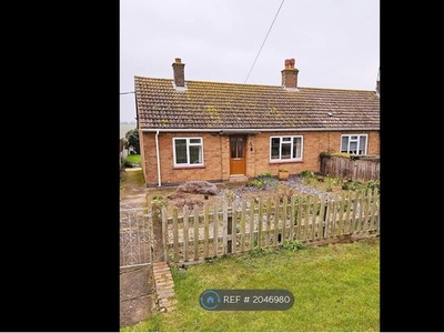 Bungalow to rent in Litchborough Road, Farthingstone, Towcester NN12
