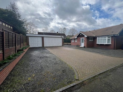 Bungalow to rent in Mount Road, Tettenhall Wood, Wolverhampton WV6