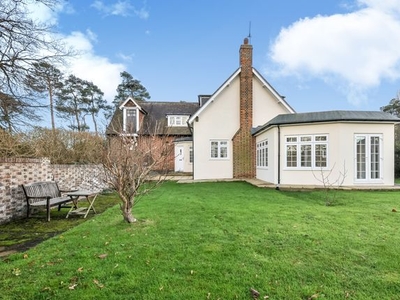 Cottage to rent in Park Road, Marden, Tonbridge TN12