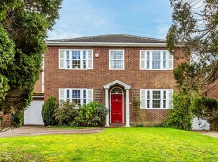Detached house for sale in Meadow Bank, Mill Hill, Edenbridge TN8