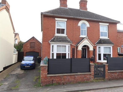 Detached house for sale in North Street, Rushden NN10