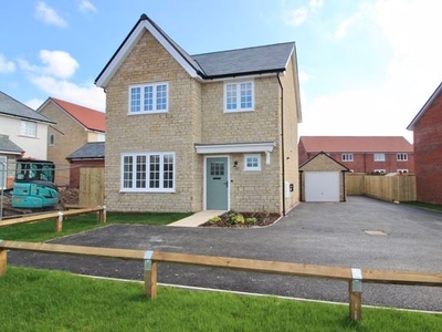 Detached house to rent in Hawfinch Road, Cheddar BS27