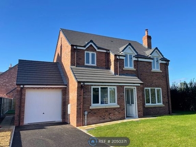Detached house to rent in Herriman Close, Oswestry SY11