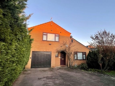 Detached house to rent in Lilac Drive, Lakenheath, Brandon IP27