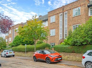 Flat for sale in Chester Close, Chester Avenue, Richmond TW10