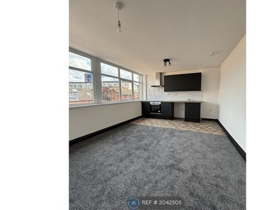 Flat to rent in Albion House, Leicester LE1