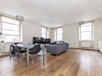 Flat to rent in Baker Street, Marble Arch W1U